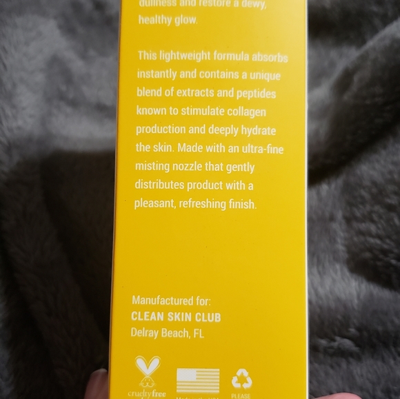 Clean Skin Club Pineapple Glow Mist - Picture 10 of 10